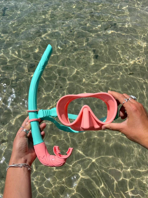 Two-Tone Snorkel Set – Tempered Glass Mask with Adjustable Silicone Strap