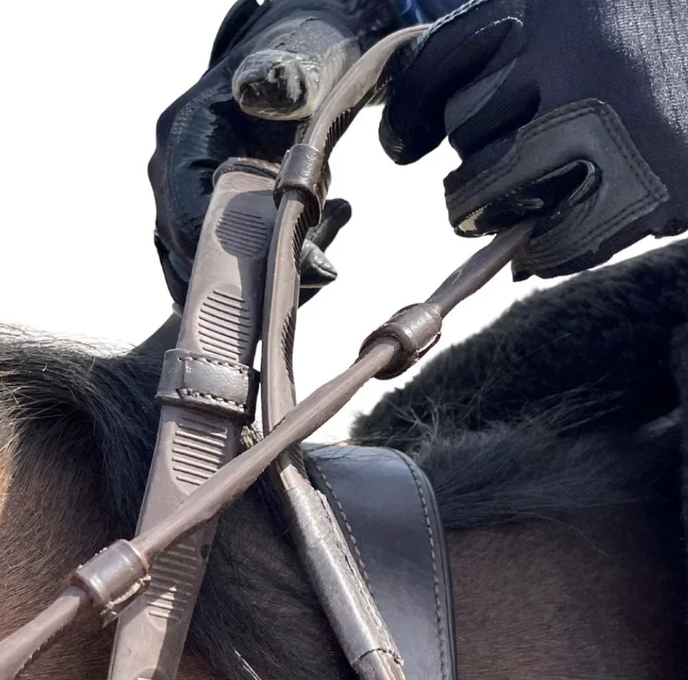 Ergonomic Thumbprint Reins – Comfort for Every Ride