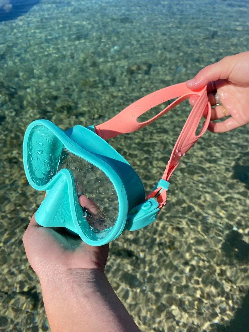 Two-Tone Snorkel Set – Tempered Glass Mask with Adjustable Silicone Strap