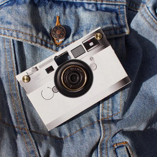 Paper‑Thin Digital Camera – 100g, No Screen, Film Tones, Travel Ready