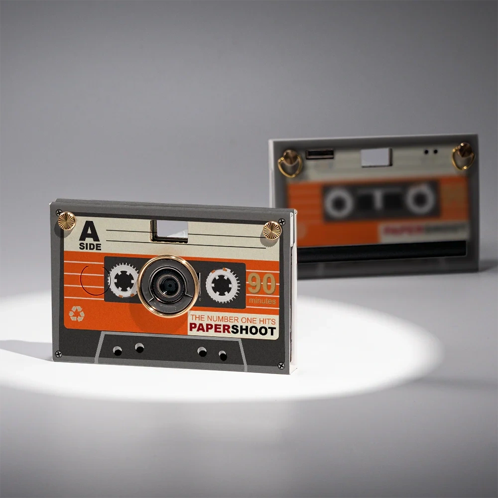 Paper‑Thin Digital Camera – 100g, No Screen, Film Tones, Travel Ready