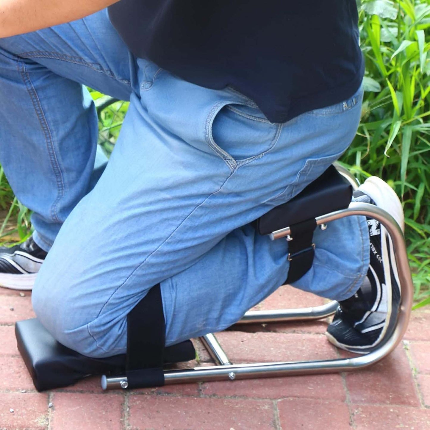 Wearable Gardening Kneeler – Foldable, 330lb Capacity, with Tool Pouch