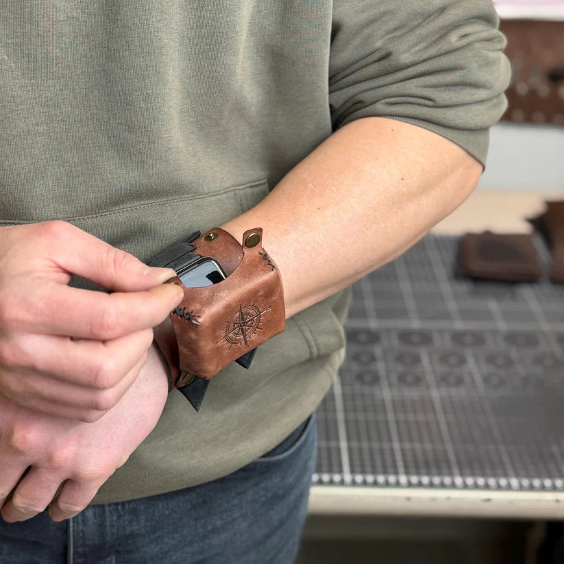 Genuine Leather Flip Strap – Wide Handcrafted Design for Smartwatches & Classic Watches